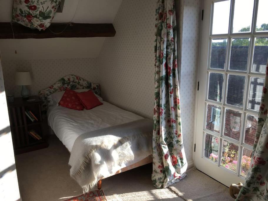 Cottage Barn Conversion On Working Farm 伍斯特 外观 照片